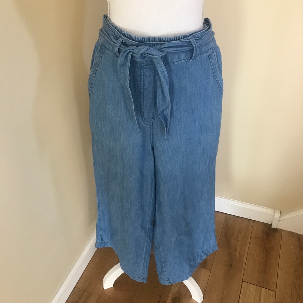 🌸3 for $25 SALE! Loft Jeans